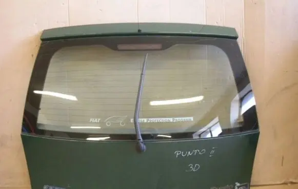 Fiat Punto (188) Tailgate/trunk/boot lid