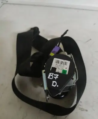 Audi A4 S4 B7 8E 8H Front seatbelt 560788501