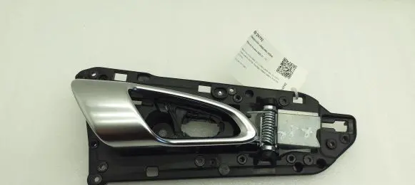 Porsche Cayenne (92A) Front door interior handle 7P5837020C