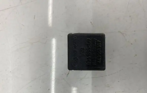 Audi 80 90 B3 Other relay 90240665