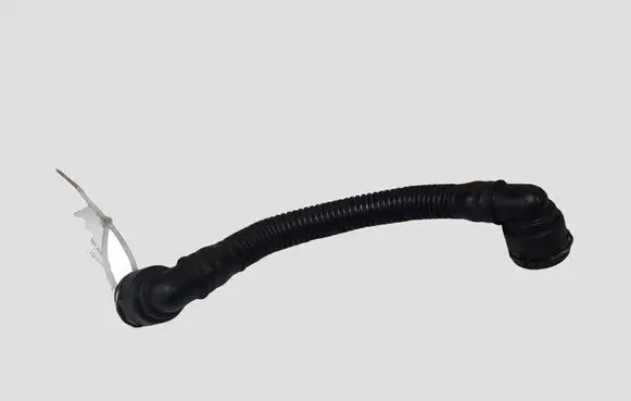 Opel Zafira B Breather hose/pipe 55556495