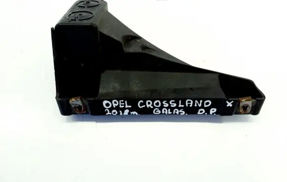 Opel Crossland X Rear bumper mounting bracket 39157370