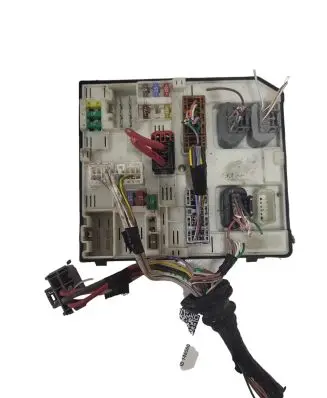Renault Scenic III - Grand scenic III Fuse module 284B61770R 1707052981