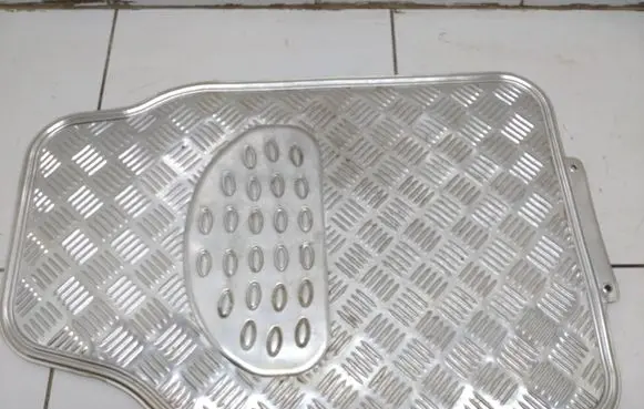 Mercedes-Benz Vito Viano W639 Front floor mat 