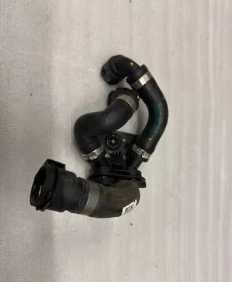 BMW 5 G30 G31 Engine coolant pipe/hose 8780515 8596344