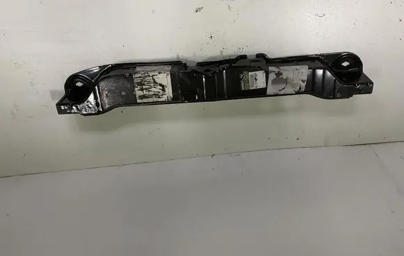 Dacia Duster II Radiator trim ....