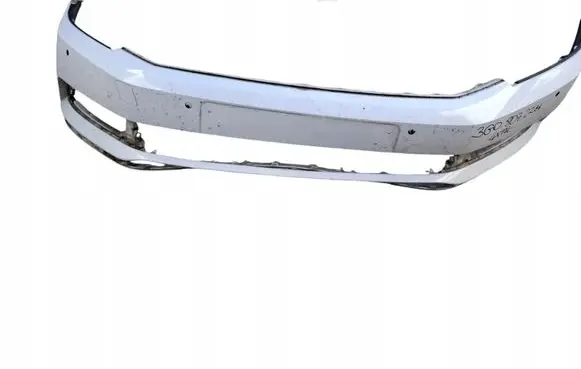 Volkswagen PASSAT B8 Front bumper 3G0807221A