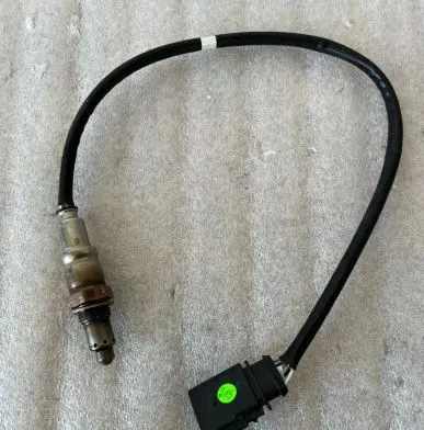 Volkswagen PASSAT B8 Lambda probe sensor 05L906262B