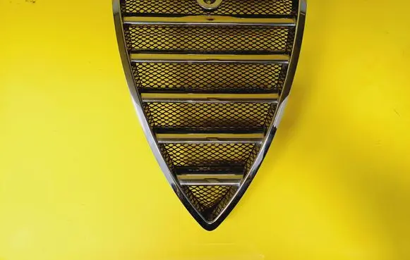 Alfa Romeo 166 Front grill