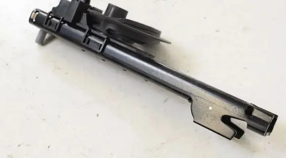 Mercedes-Benz C W204 Seat belt height adjuster A2048600988