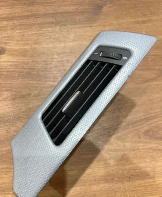 BMW 3 E90 E91 Dashboard side air vent grill/cover trim 9130466