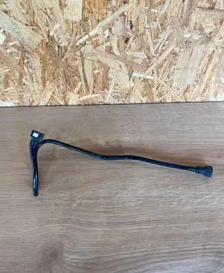 Toyota Corolla Verso AR10 Fuel main line pipe D789