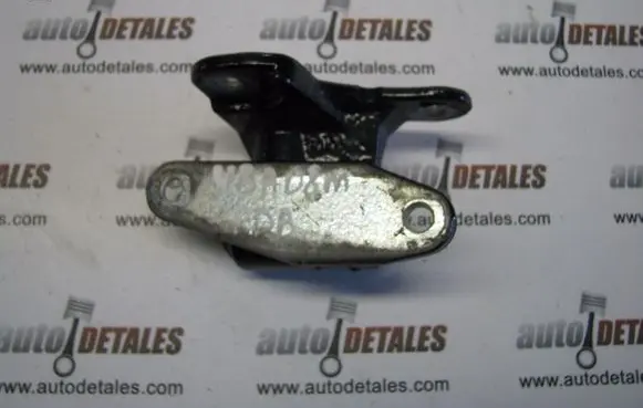 Mercedes-Benz A W169 Front door lower hinge 