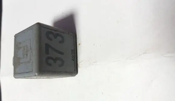 Audi A6 S6 C5 4B Other relay 8D0951253A