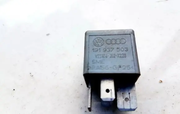 Volkswagen Golf III Other relay 191937503 V23134-J52-X228