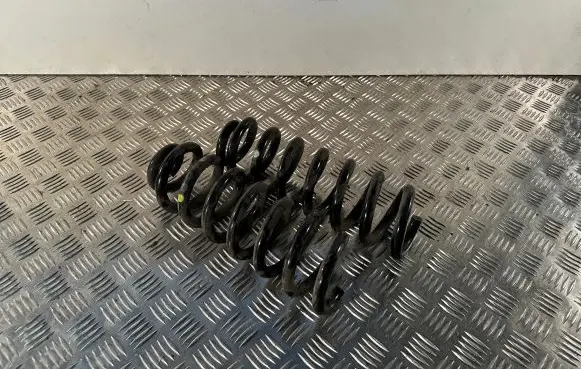 Mercedes-Benz GLC X253 C253 Rear coil spring