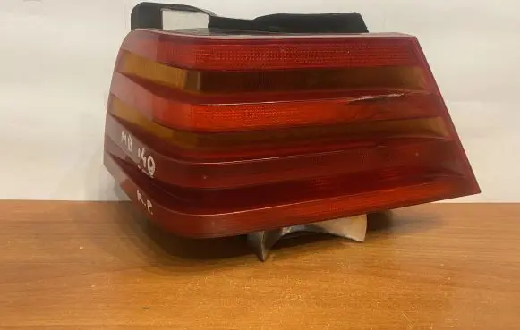 Mercedes-Benz S W140 Rear/tail lights B468 1408200164