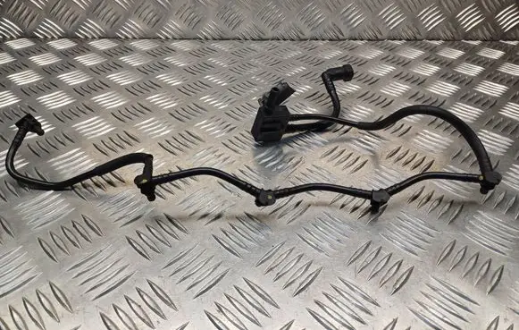 Opel Vivaro Fuel return line/hose 
