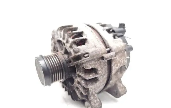Peugeot 208 Generator/alternator 9810525380