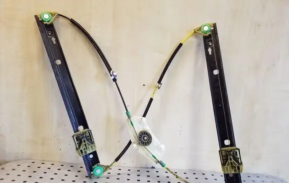 Audi A8 S8 D4 4H Front window lifting mechanism without motor 4H0837462A