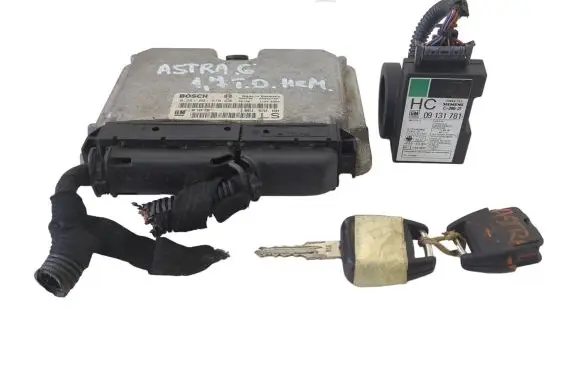 Opel Astra G Engine ECU kit and lock set 0281001670 90589736 28SA3739