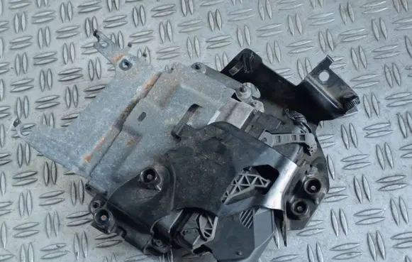 Mazda 6 Engine control unit/module SH1R18881K 2757005168