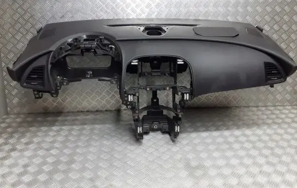 Opel Astra J Dashboard