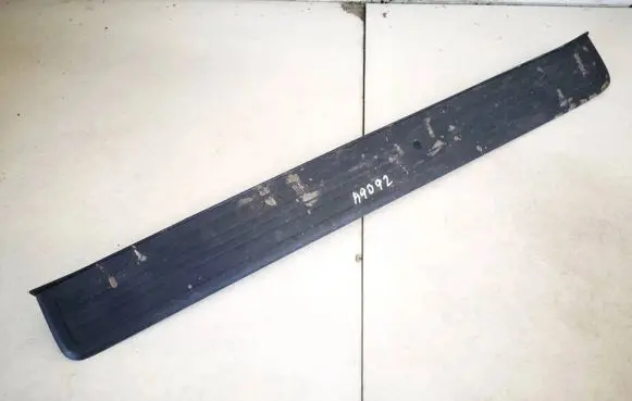 Honda CR-V Front sill trim cover 84202swaa012m1 84202-swaa012-m1