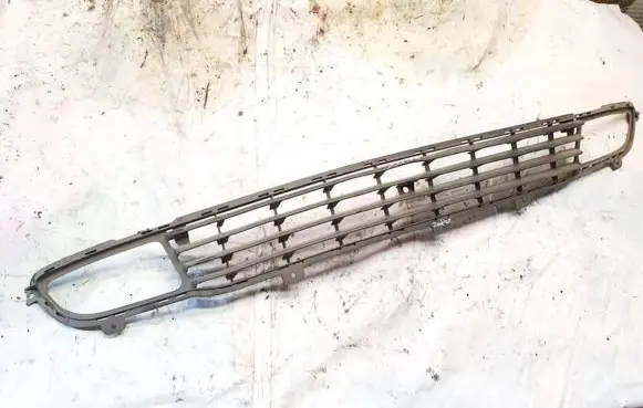 Opel Zafira A Front bumper lower grill 90580631