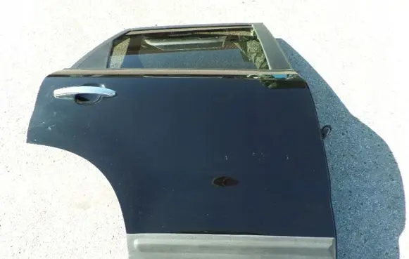KIA Sorento Rear door 23567DRRT