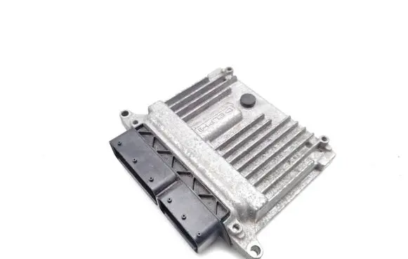 Mercedes-Benz C W204 Engine control unit/module A6461502072 28103315 A0054461840