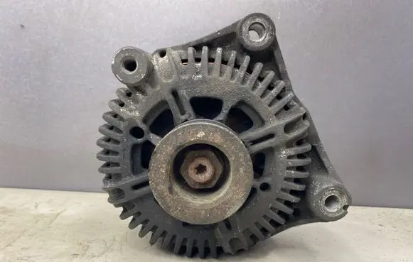 BMW 5 E60 E61 Generator/alternator 7799204 2543305B TG17C048