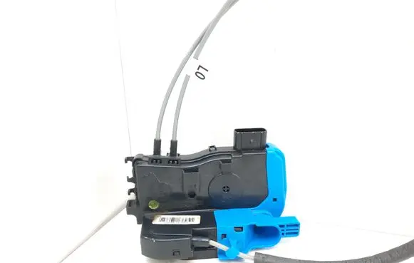 Hyundai Veloster Front door lock 2305678