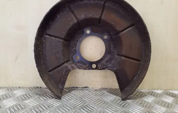 Volvo S80 Rear brake disc plate dust cover 6G912K317AC