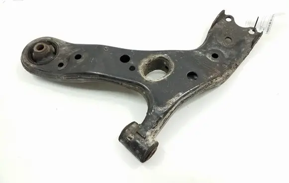 Toyota Verso Front lower control arm/wishbone 480680F030