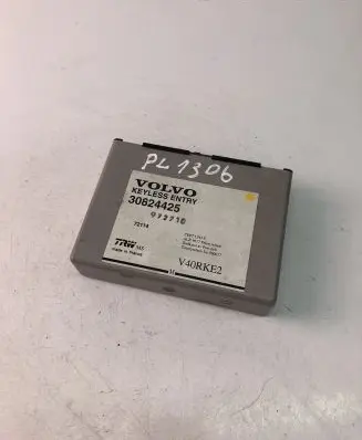 Volvo S40, V40 Other control units/modules 30824425