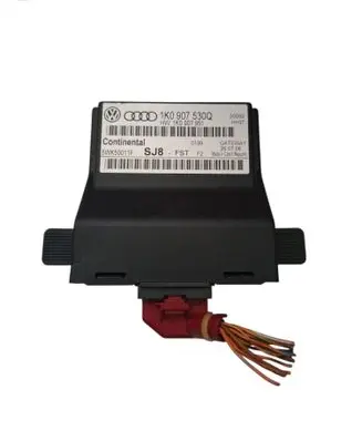 Volkswagen Golf V Gateway control module 1K0907530Q 1K0907951