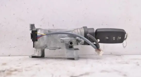Volkswagen Golf VI Ignition lock 1K0905865A 1K0905851B