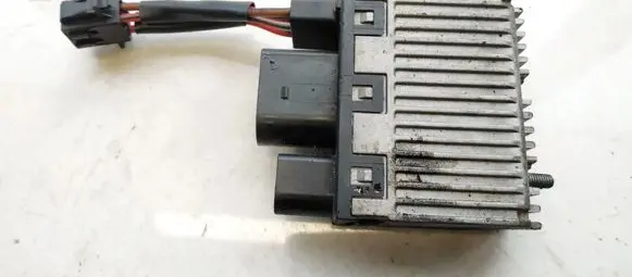 Audi A6 S6 C5 4B Glow plug pre-heat relay