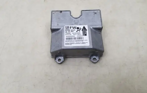 Opel Zafira B Airbag control unit/module 13137907