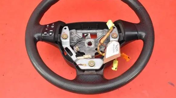 Mazda 2 Steering wheel