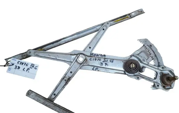 Honda Civic III Front door manual window regulator 