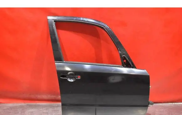 Suzuki SX4 Front door