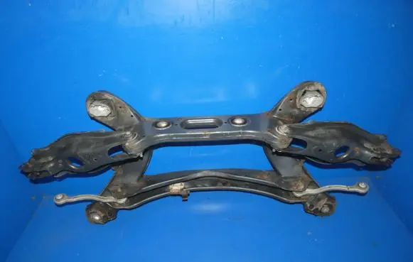 Mercedes-Benz C W205 Rear subframe 