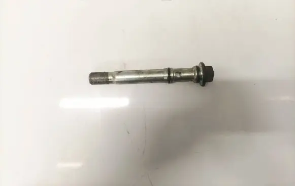 Opel Astra J Nuts/bolts 