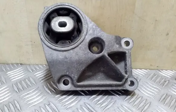 Volkswagen Phaeton Rear differential/diff mount bracket 3D0599125E