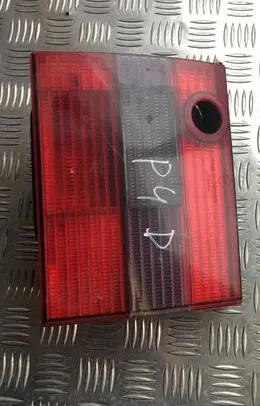 Volkswagen PASSAT B4 Rear/tail lights 3a9945108c