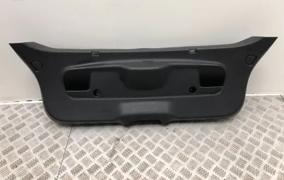 Citroen DS3 Tailgate trim