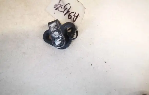 Citroen Xsara Picasso Rear door lock loop/hook striker 