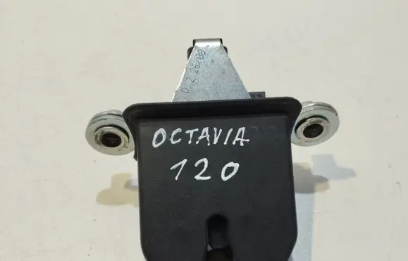Skoda Octavia Mk2 (1Z) Tailgate/trunk/boot lock/catch/latch 1Z5827501D